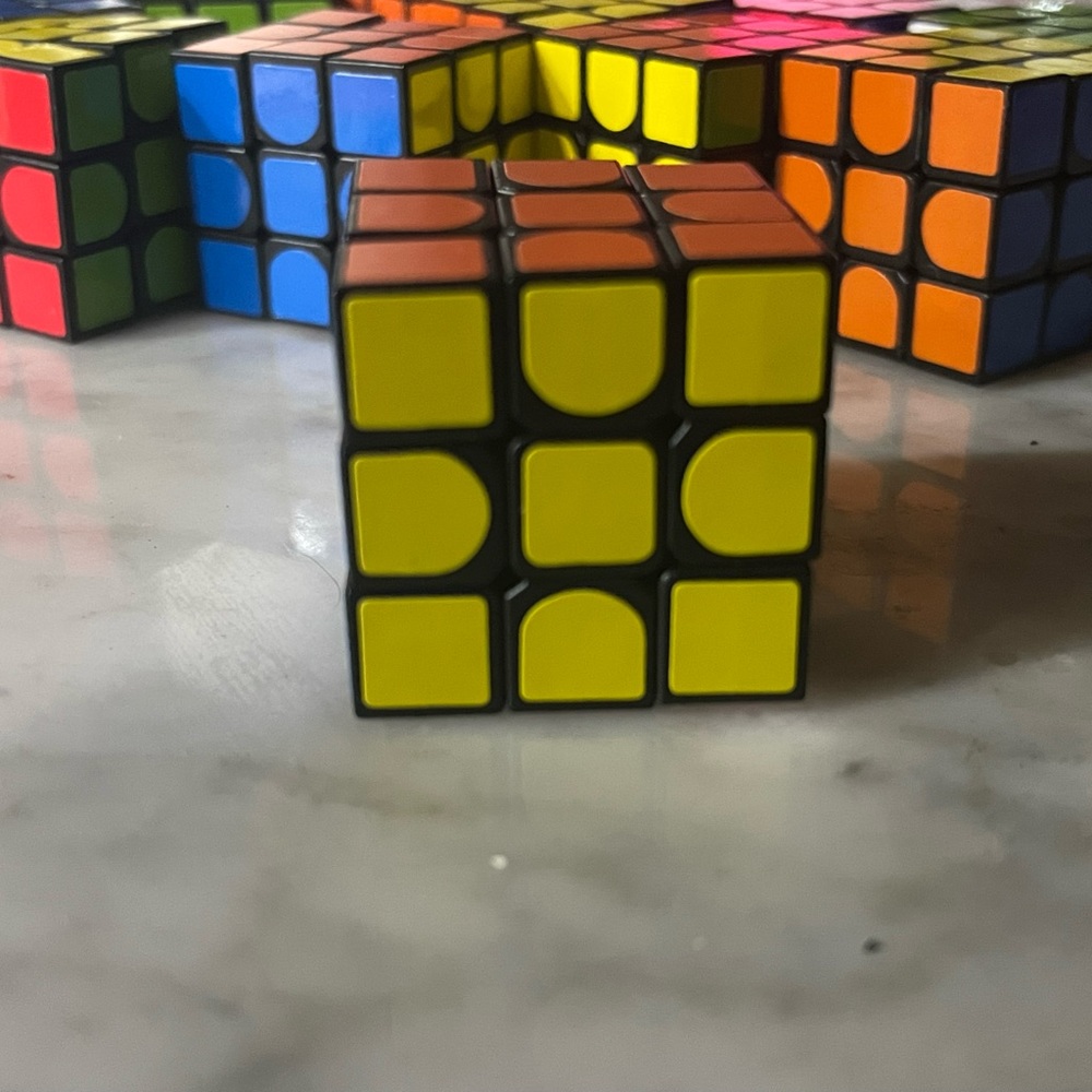 Mini Rubik’s cube - Picture 2 of 2